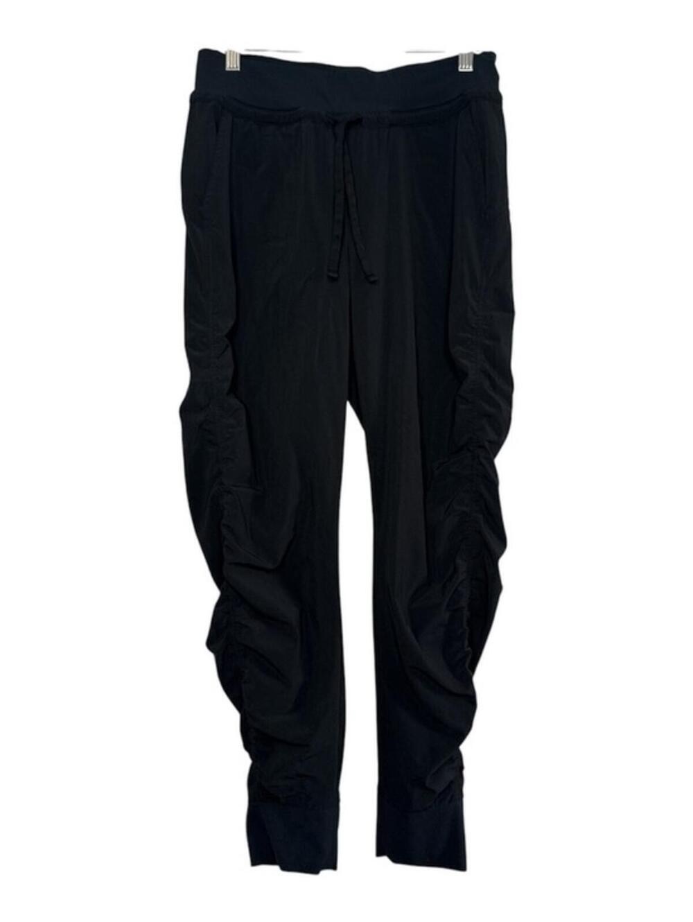 Athleta Women's Black Attitude Pant size 4